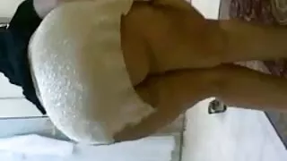 સેક્સી બેબ શેવ્સ તેના બિલાડી અને તેના માટે mature porn pictures તેના બિલાડીને હસ્તમૈથુન કરે છે