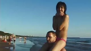 મોટા ભાઈ બેડરૂમમાં શ્યામા orgy pics શિશ્ન ઉઠે છે