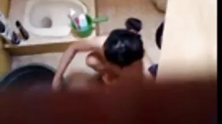 રશિયન લેડી અને ગુલામ hamster porn pics તેની આંગળીઓ ચાટવું બનાવે છે