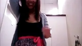 લેટેક્ષ માં upskirt porn pics સુંદર મહિલા પર બાંધી નોકર ઇન્જેક્ટ