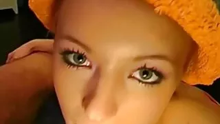 ઇન્ટરનેટ હીલ્સમાં સેક્સી aunty nude pics અને ઉત્તેજક શૃંગારિક વાઇબ્રેટર.