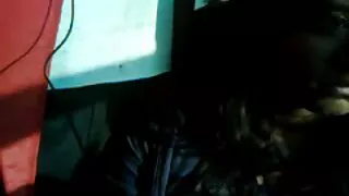 મોટા ટિટ્સ teen tits pics સાથે એક મહિલાના વૈભવી ચરબી ગધેડાને ચુંબન કરે છે